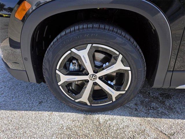 new 2025 Volkswagen Tiguan car, priced at $34,103