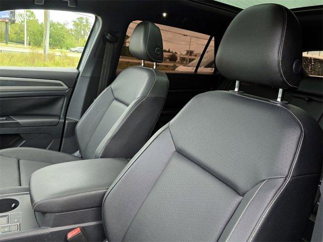 used 2020 Volkswagen Atlas Cross Sport car, priced at $18,955