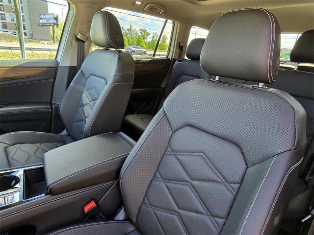new 2025 Volkswagen Atlas car, priced at $42,882