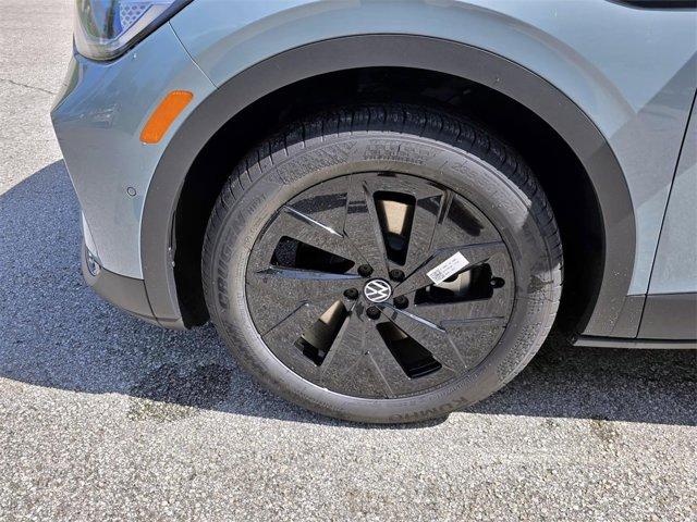 new 2025 Volkswagen ID.4 car, priced at $53,041