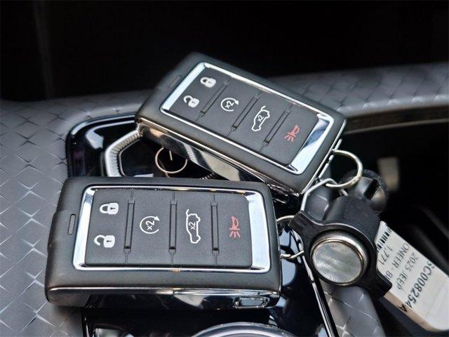 used 2025 Jeep Wagoneer S car, priced at $43,022