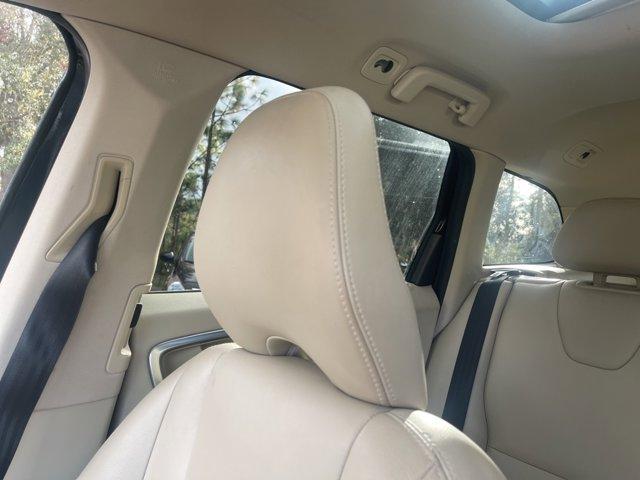 used 2016 Volvo XC60 car, priced at $12,100