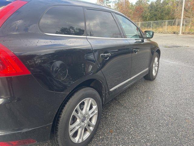 used 2016 Volvo XC60 car, priced at $12,100