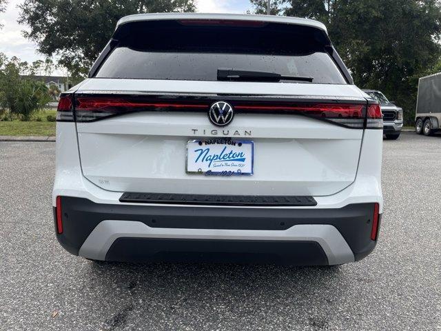 new 2025 Volkswagen Tiguan car, priced at $33,357
