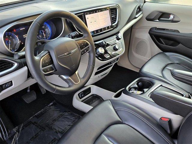 used 2023 Chrysler Pacifica car, priced at $21,000