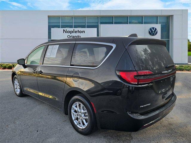 used 2023 Chrysler Pacifica car, priced at $21,000