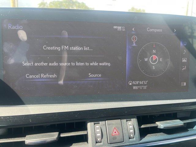 used 2022 Lexus ES 300h car, priced at $34,632