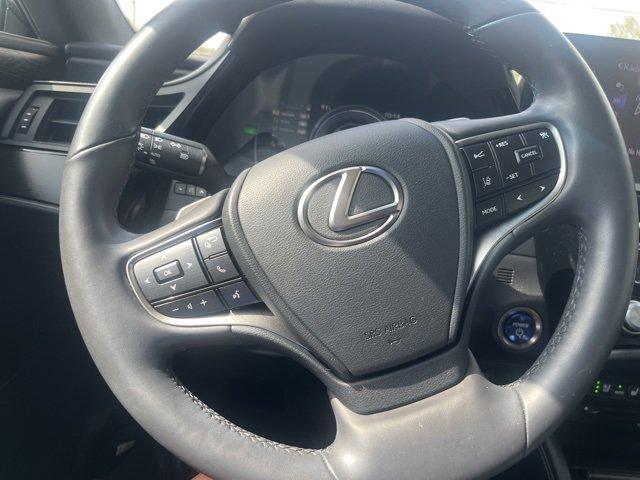 used 2022 Lexus ES 300h car, priced at $34,632