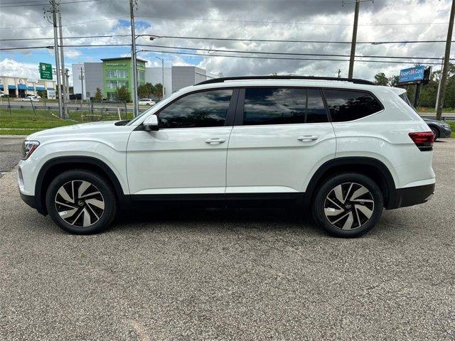 new 2024 Volkswagen Atlas car, priced at $39,659