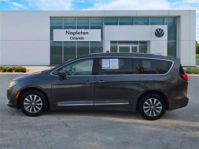 used 2020 Chrysler Pacifica car, priced at $20,332