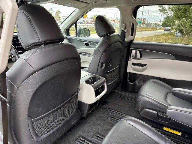 used 2023 Kia Carnival car, priced at $27,886