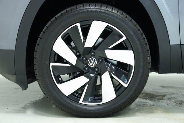 used 2024 Volkswagen Atlas Cross Sport car, priced at $31,700