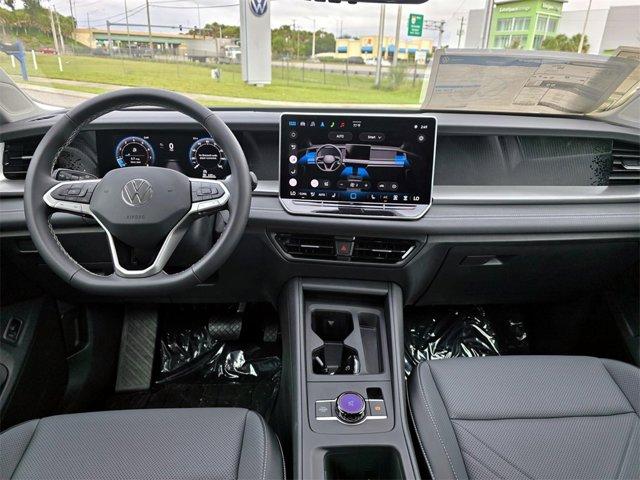 new 2025 Volkswagen Tiguan car, priced at $32,714