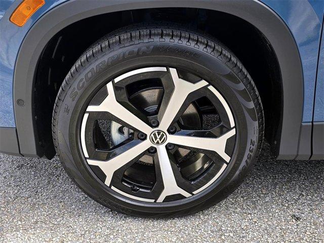 new 2025 Volkswagen Tiguan car, priced at $33,168