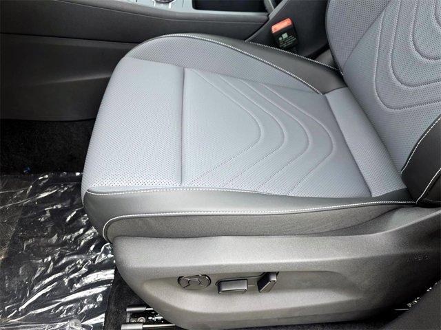 new 2025 Volkswagen Tiguan car, priced at $33,168