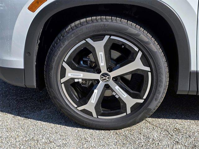 new 2025 Volkswagen Tiguan car, priced at $32,603