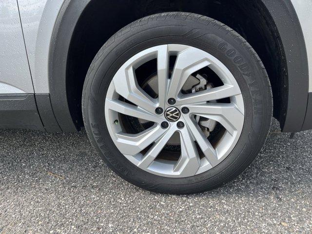 used 2021 Volkswagen Atlas car, priced at $24,000