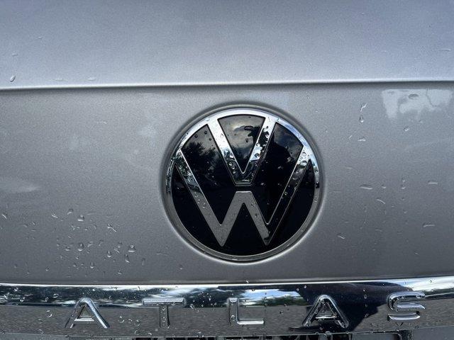 used 2021 Volkswagen Atlas car, priced at $24,000