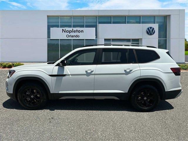 new 2024 Volkswagen Atlas car, priced at $47,226