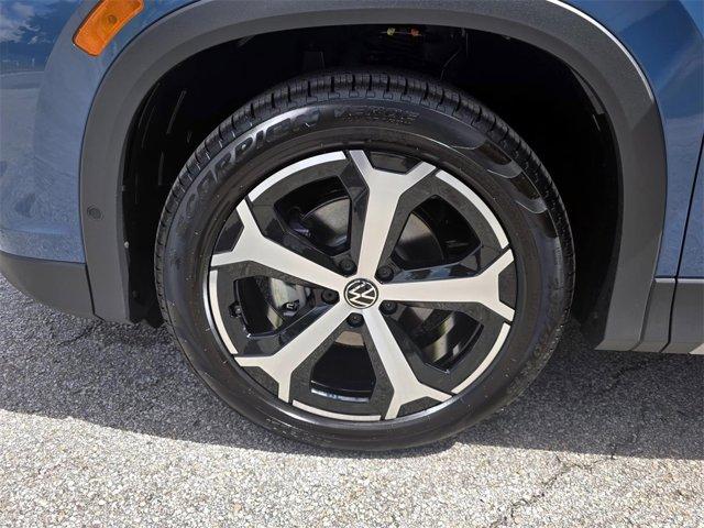 new 2025 Volkswagen Tiguan car, priced at $33,169