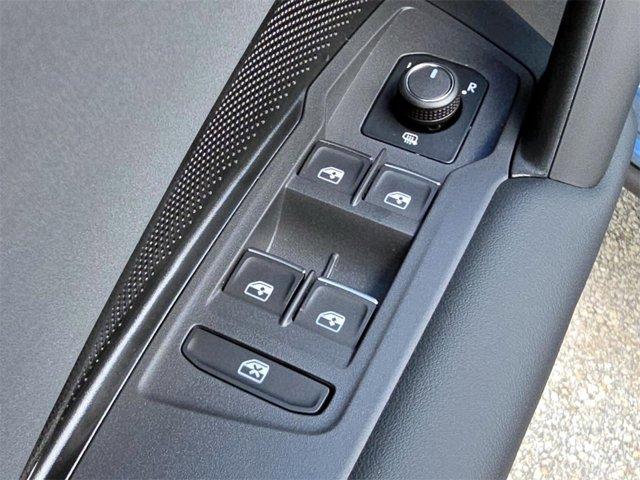 new 2025 Volkswagen Tiguan car, priced at $33,169