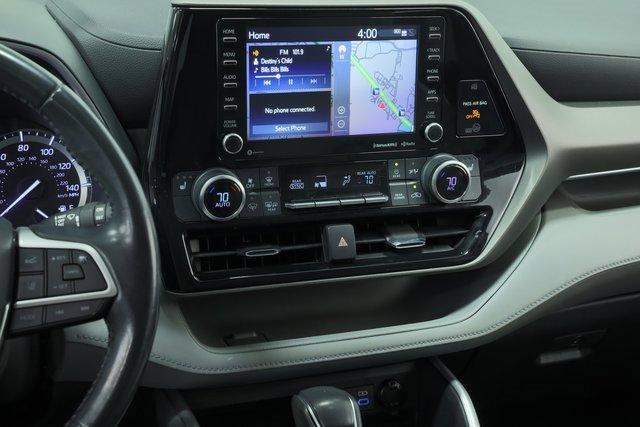 used 2022 Toyota Highlander car, priced at $30,250