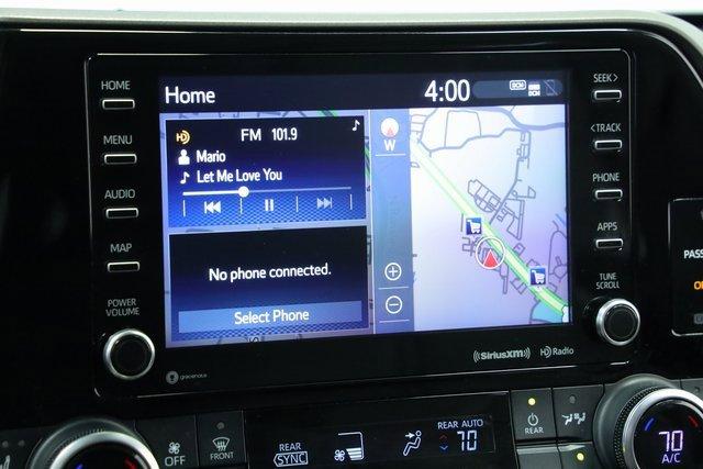 used 2022 Toyota Highlander car, priced at $30,250
