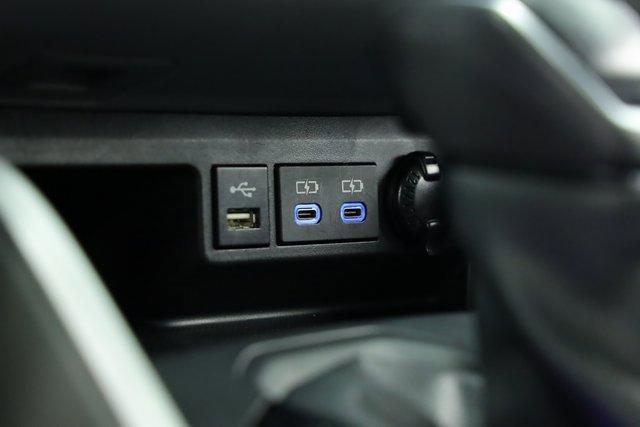 used 2022 Toyota Highlander car, priced at $30,250