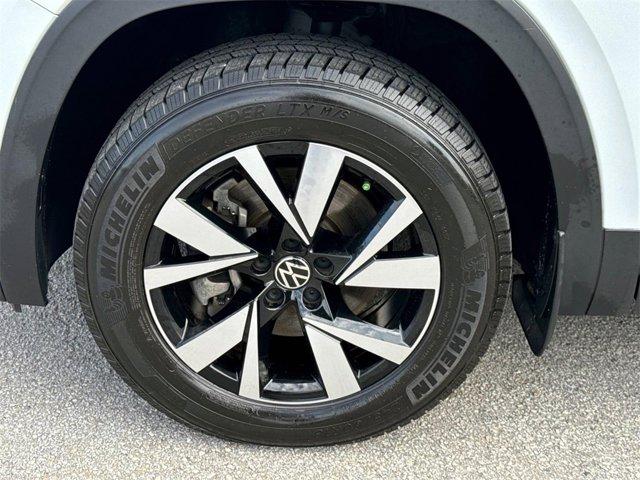 used 2020 Volkswagen Atlas Cross Sport car, priced at $19,000