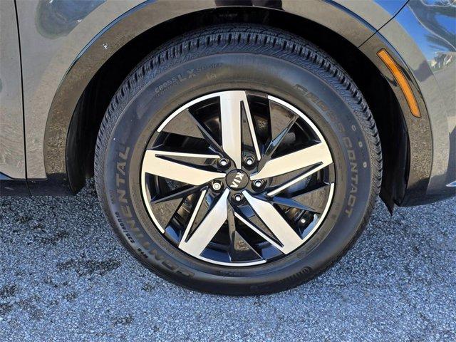 used 2021 Kia Sorento car, priced at $18,490