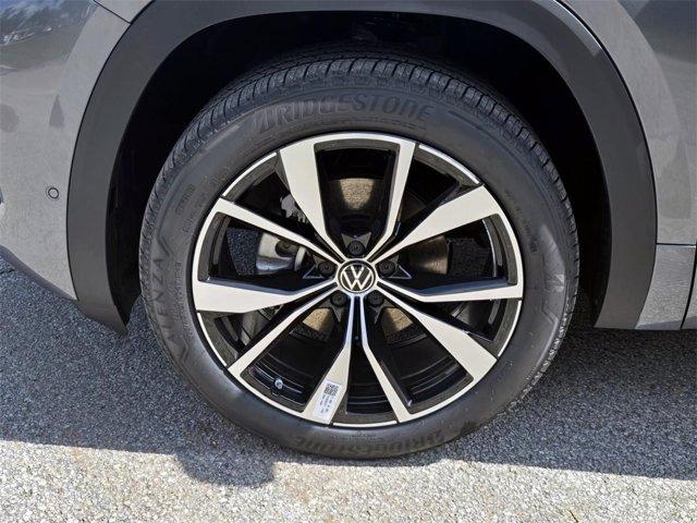 new 2025 Volkswagen Atlas Cross Sport car, priced at $51,353