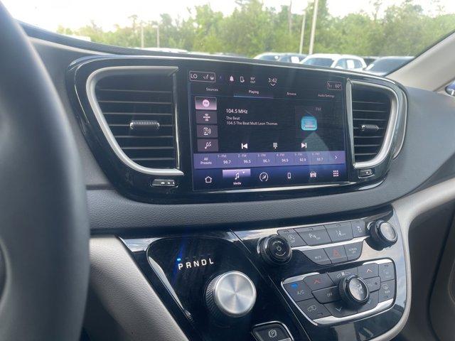used 2023 Chrysler Pacifica car, priced at $20,101