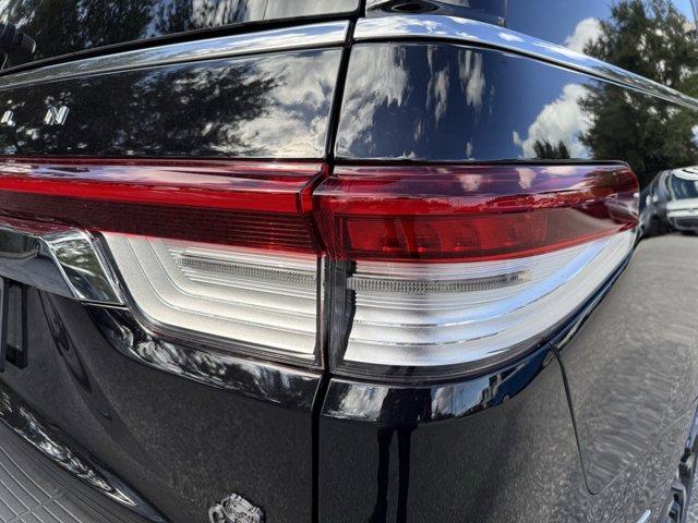 used 2024 Lincoln Navigator L car, priced at $82,900