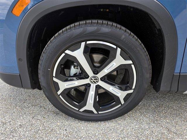 new 2025 Volkswagen Tiguan car, priced at $33,169