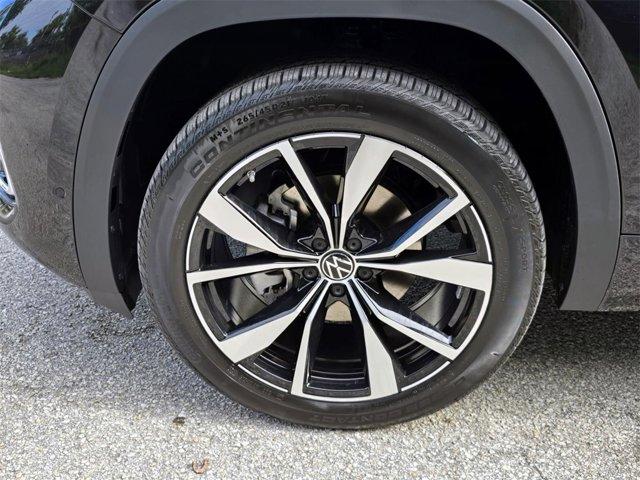 new 2025 Volkswagen Atlas car, priced at $50,373