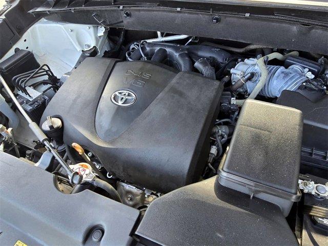 used 2019 Toyota Highlander car, priced at $25,500