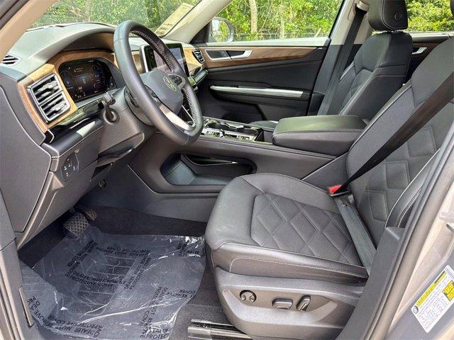used 2024 Volkswagen Atlas car, priced at $31,900