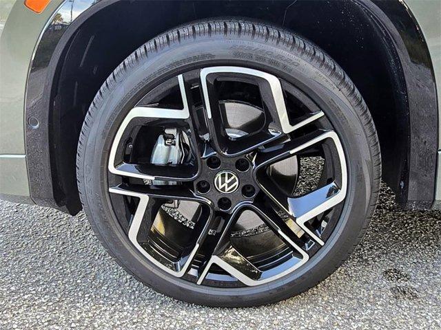 new 2025 Volkswagen Tiguan car, priced at $41,558
