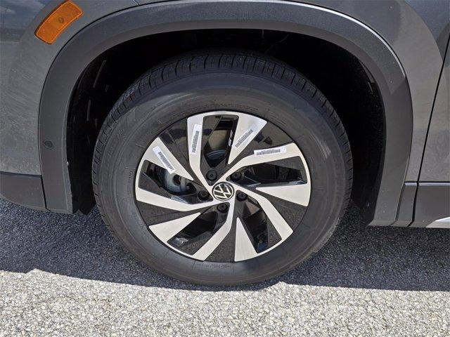 new 2025 Volkswagen Tiguan car, priced at $29,398