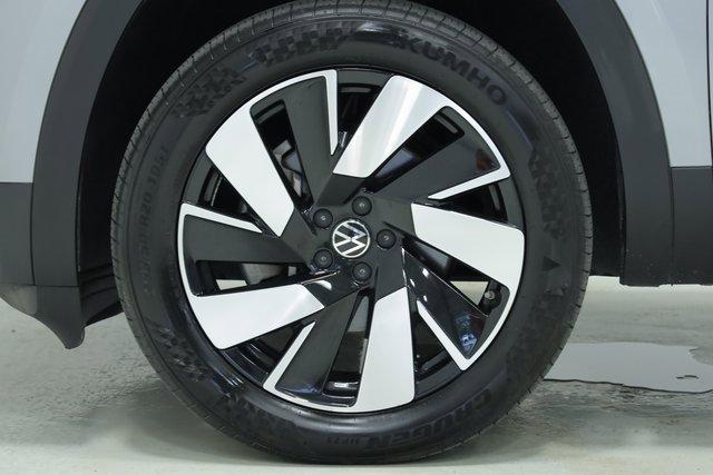 used 2024 Volkswagen Atlas Cross Sport car, priced at $31,300