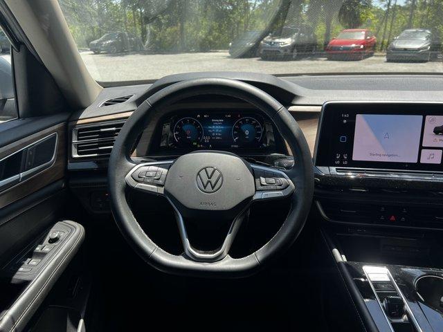 used 2024 Volkswagen Atlas car, priced at $30,700