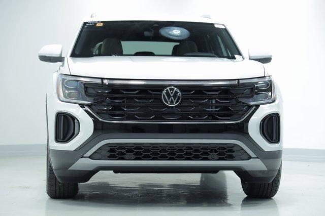 new 2025 Volkswagen Atlas Cross Sport car, priced at $36,753