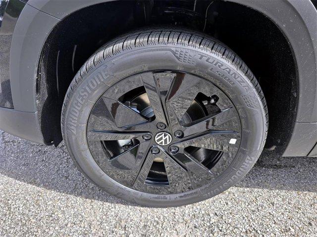 new 2025 Volkswagen Taos car, priced at $29,320