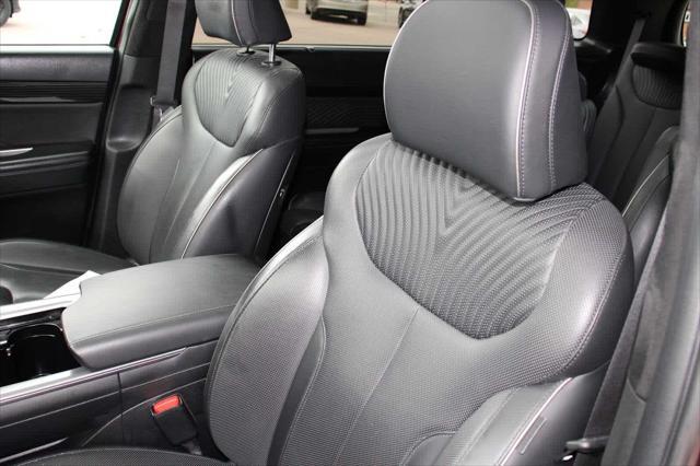 used 2024 Hyundai Palisade car, priced at $42,925