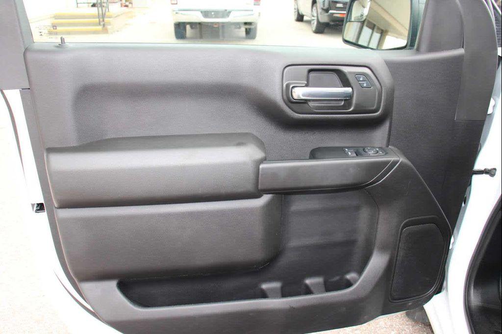 used 2024 Chevrolet Silverado 1500 car, priced at $32,777
