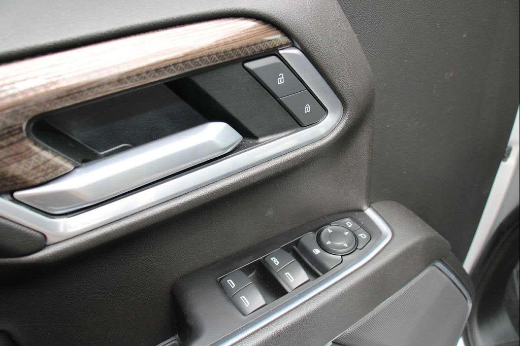 used 2022 Chevrolet Silverado 1500 car, priced at $36,294