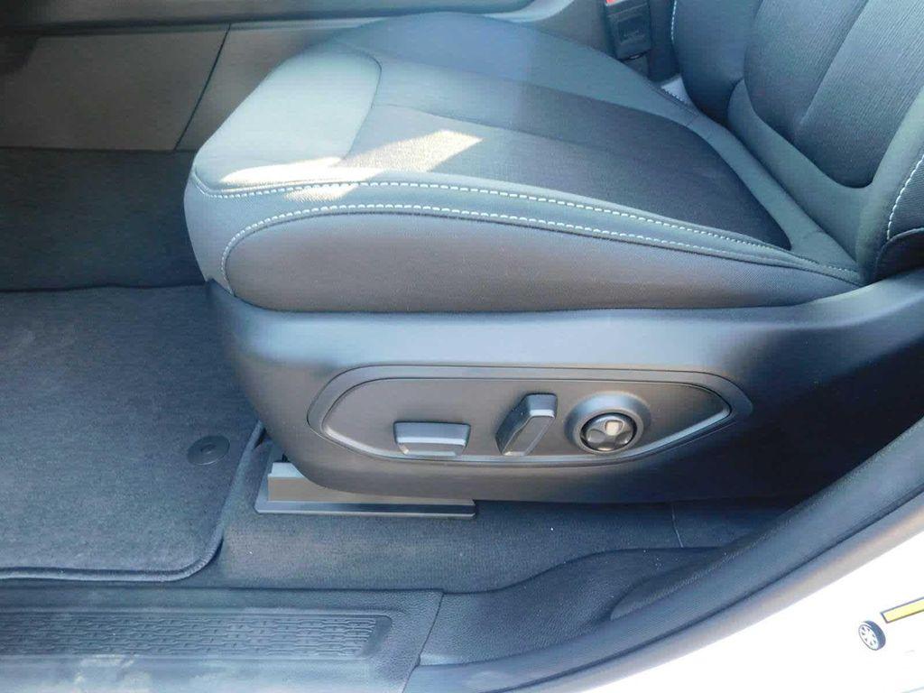 new 2025 Jeep Grand Cherokee L car, priced at $44,625