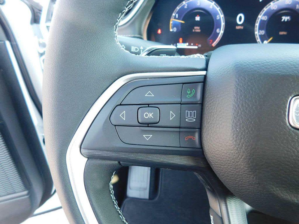 new 2025 Jeep Grand Cherokee L car, priced at $44,625