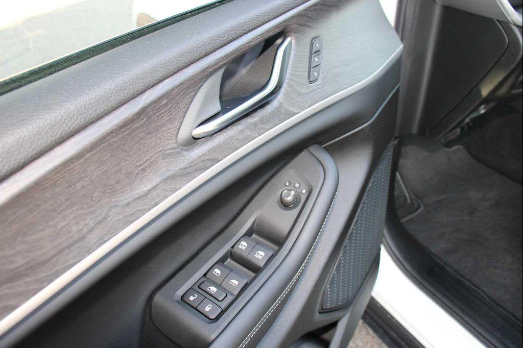 new 2025 Jeep Grand Cherokee car, priced at $50,620