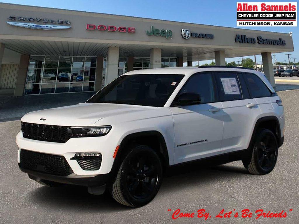 new 2025 Jeep Grand Cherokee car, priced at $50,620